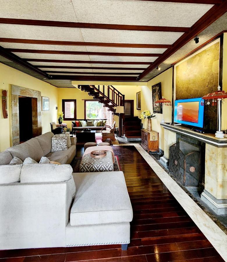 Balinese Villa In Berastagi Bagian luar foto