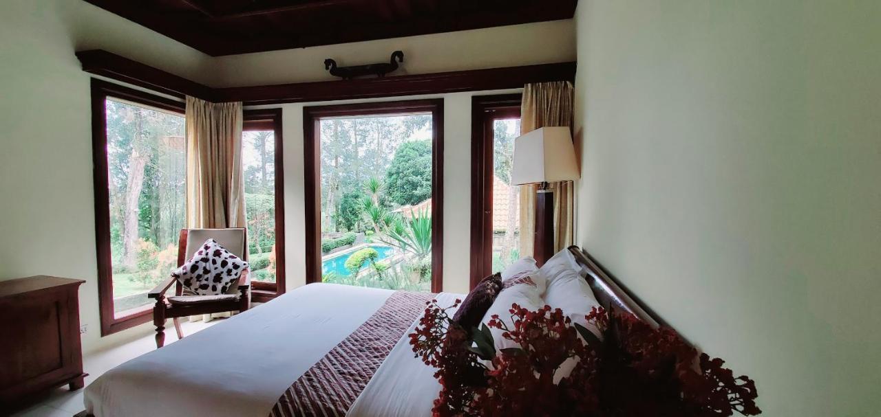 Balinese Villa In Berastagi Bagian luar foto