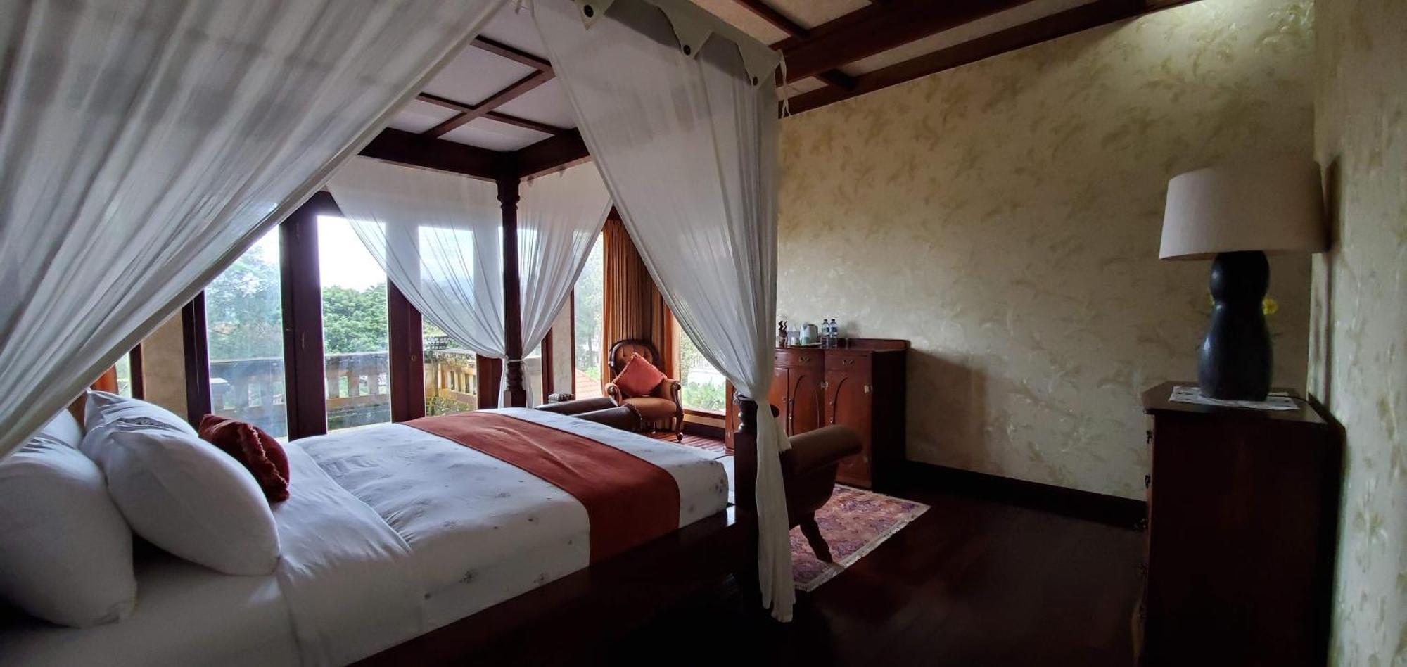 Balinese Villa In Berastagi Bagian luar foto